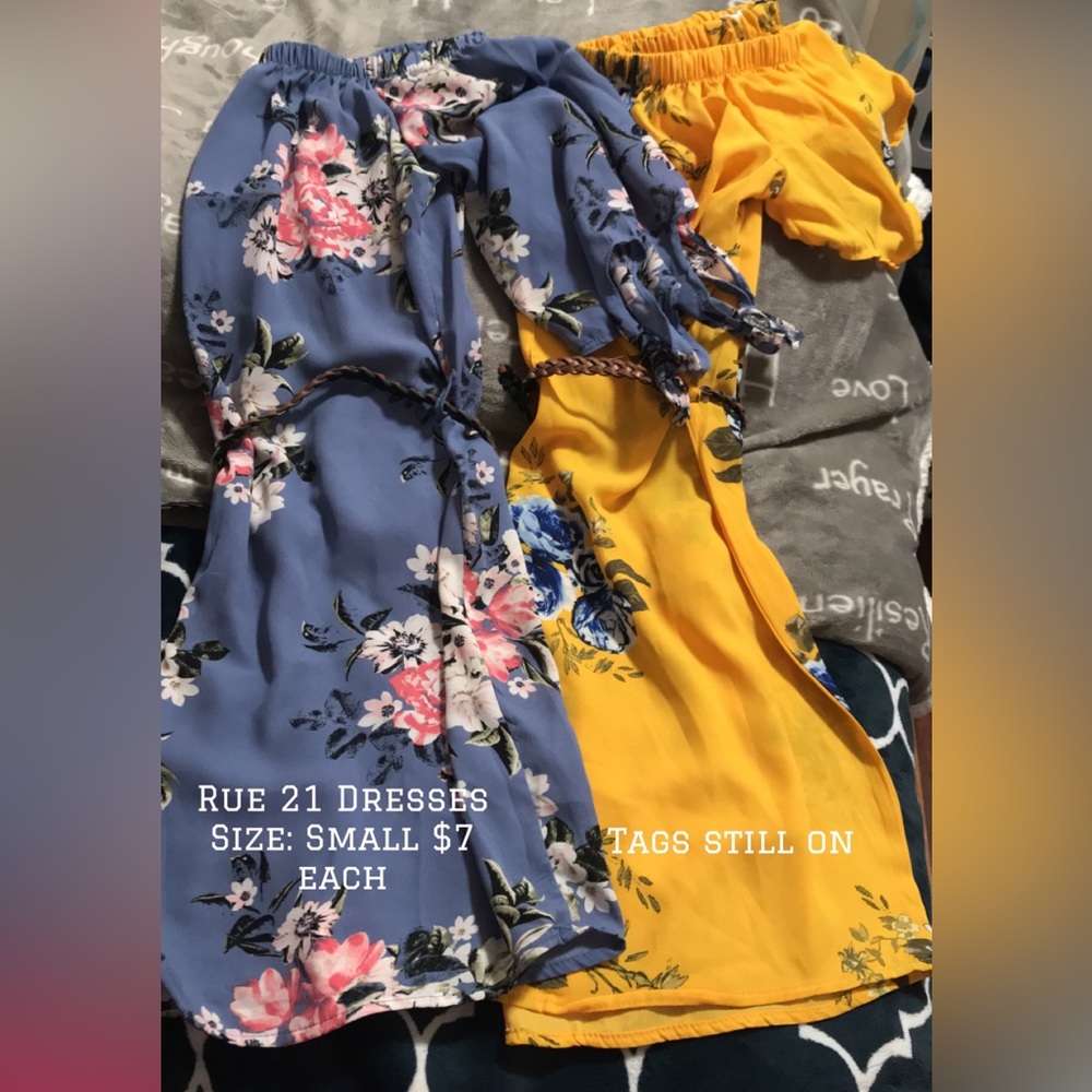 Rue 21 dresses size small